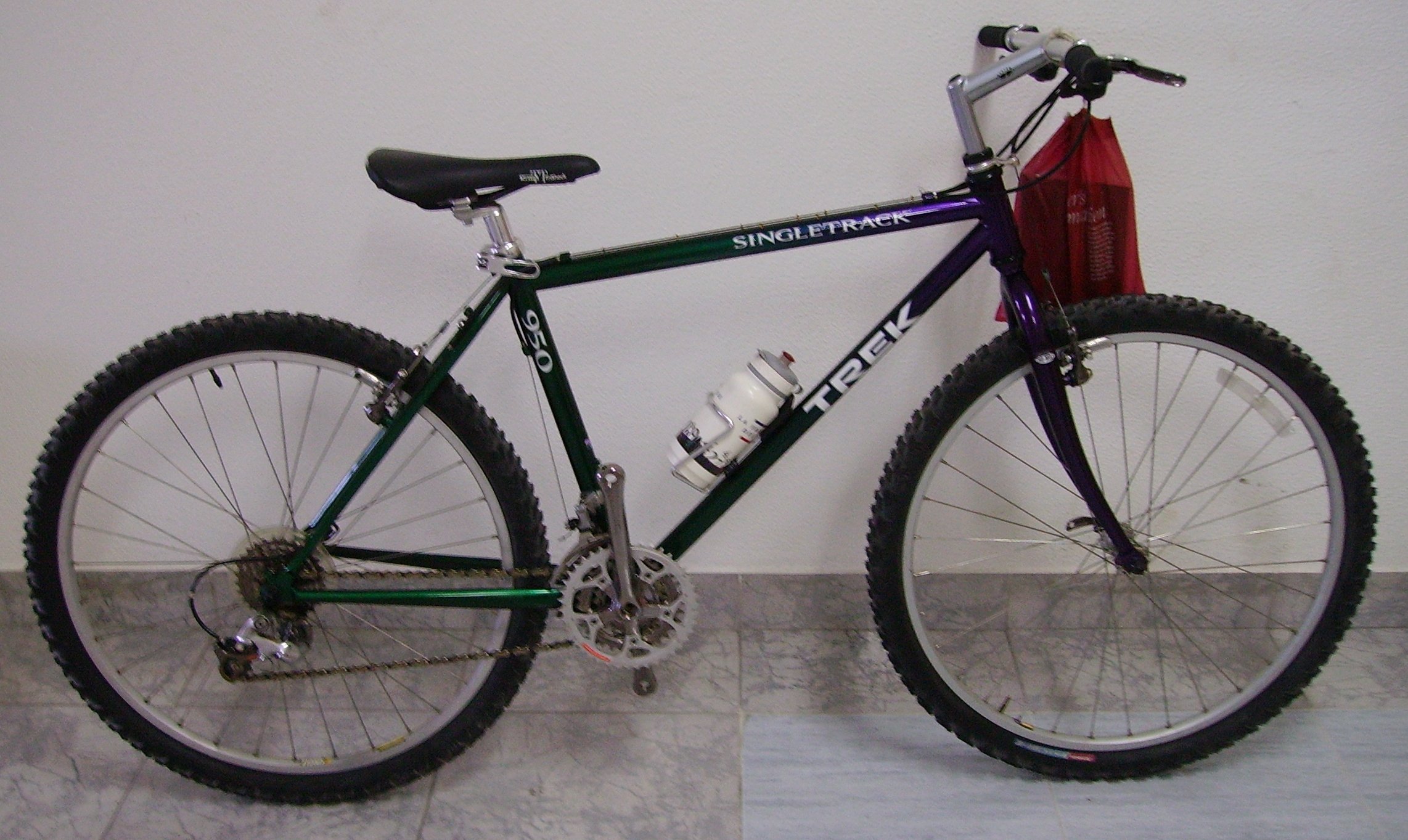  Bicicleta TREK - Singletrack 950 - Liquidação